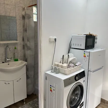 Rose With Garden & Freeparking