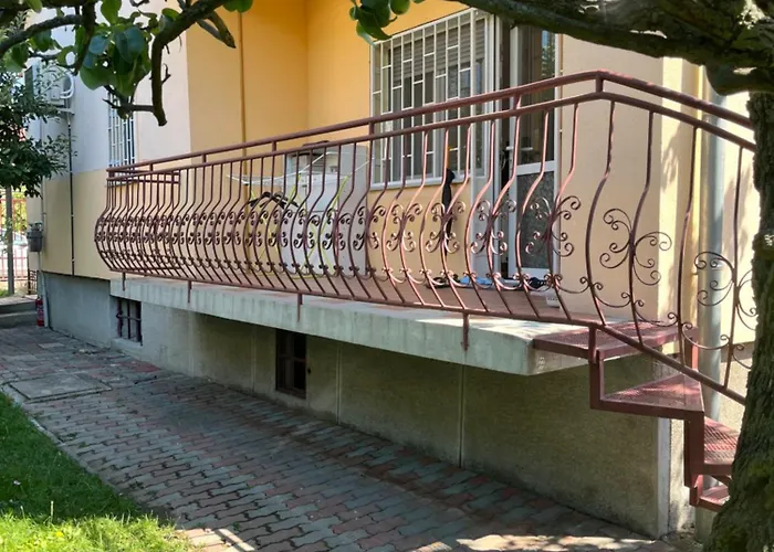 Rose With Garden & Freeparking *